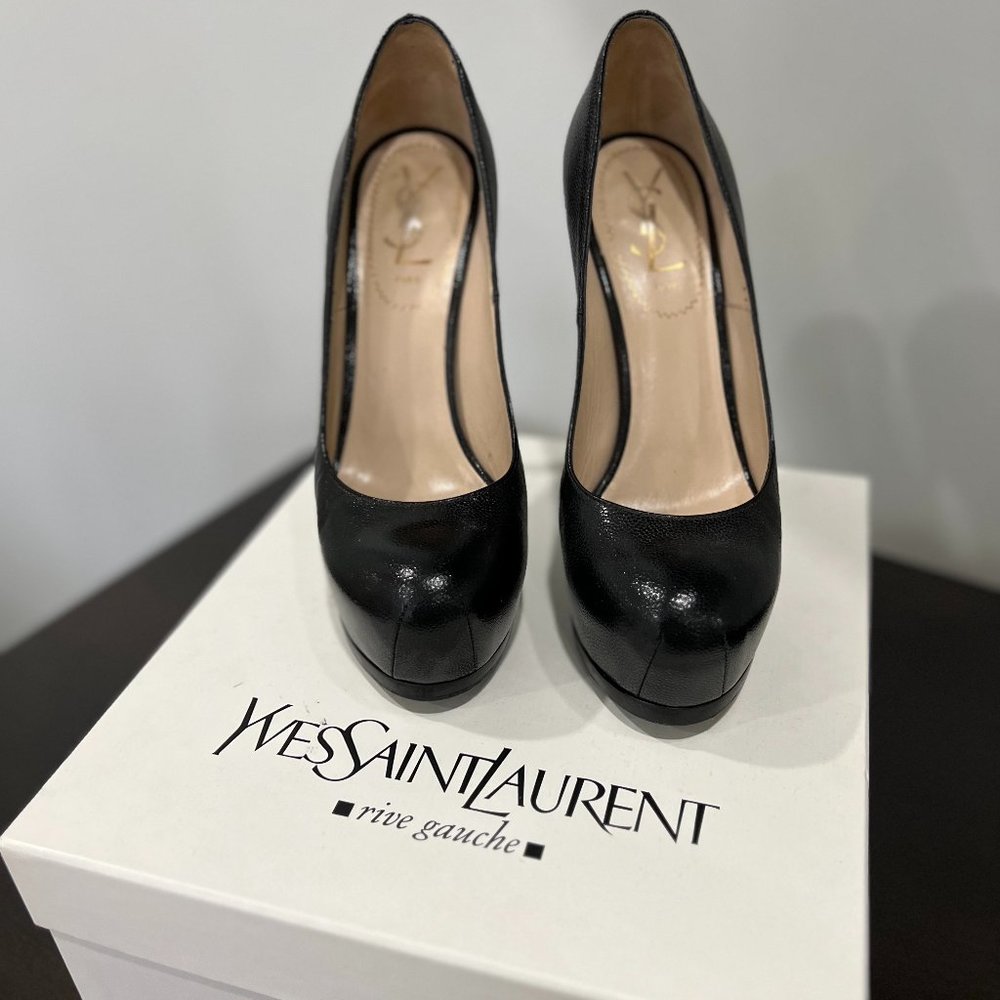 Yves Saint Laurent Tribtoo 105 pump